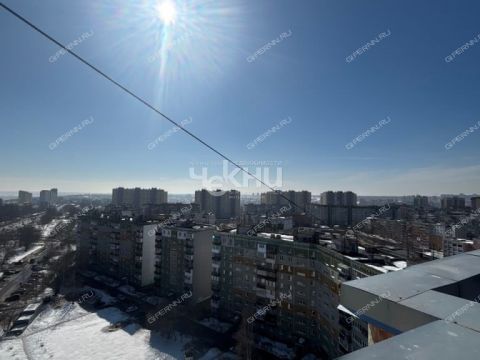 5-komnatnaya-ul-kompozitora-kasyanova-d-1 фото