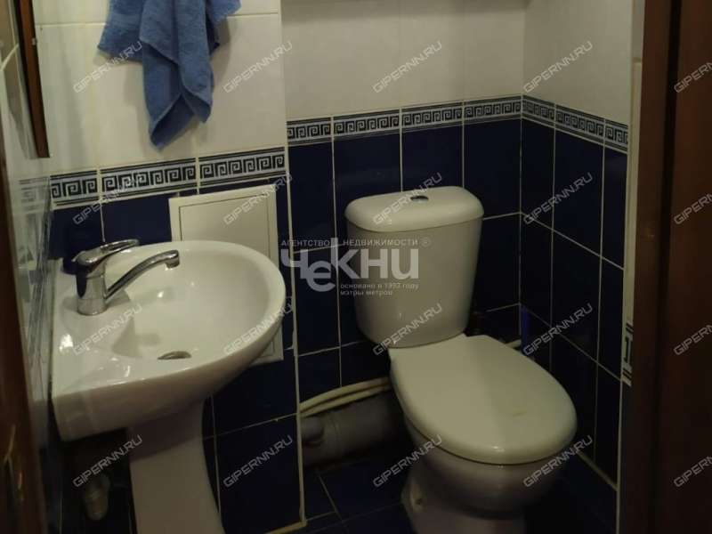 двухкомнатная квартира на улице Нижне-Печерская дом 4