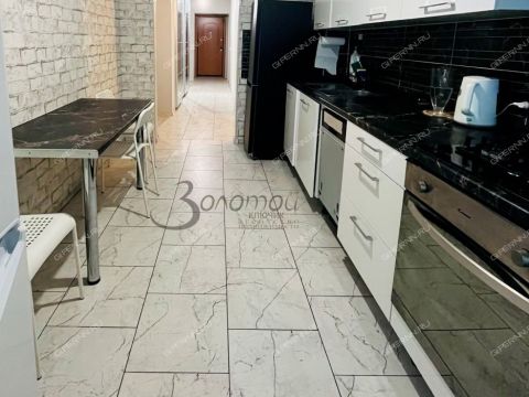 2-komnatnaya-prosp-gagarina-d-107 фото