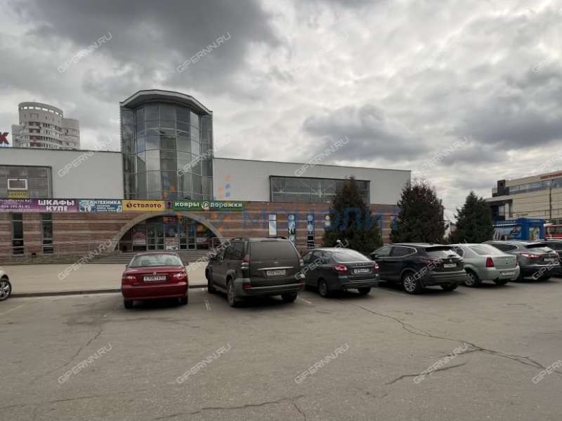 помещение под помещение свободного назначения, торговую площадь на улице Плотникова