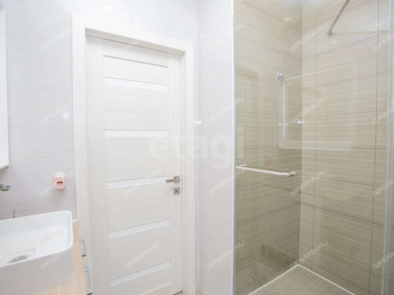 двухкомнатная квартира на Республиканской улице дом 43 к3