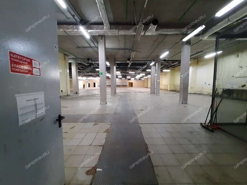 помещение под торговую площадь на проспекте Гагарина