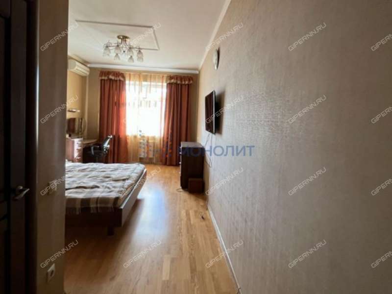 трёхкомнатная квартира на улице Академика Блохиной дом 7