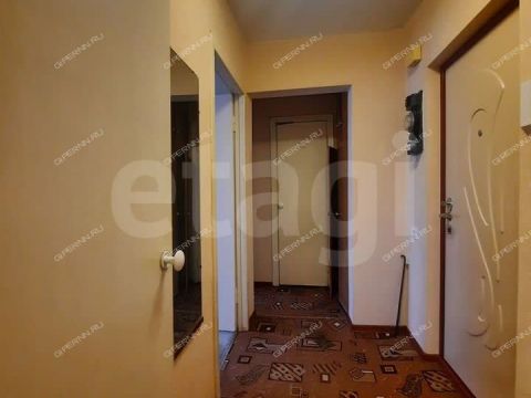 3-komnatnaya-ul-podvornaya-d-1 фото