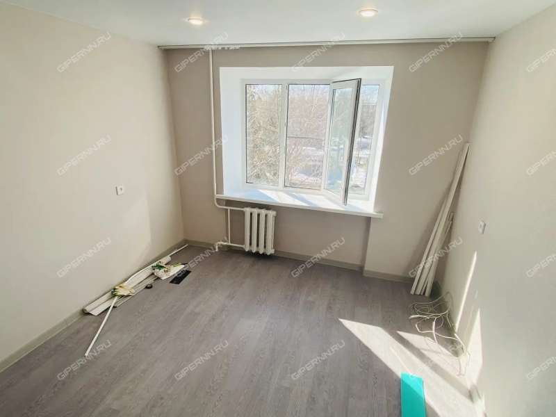 комната в доме 12 на улице Юлиуса Фучика