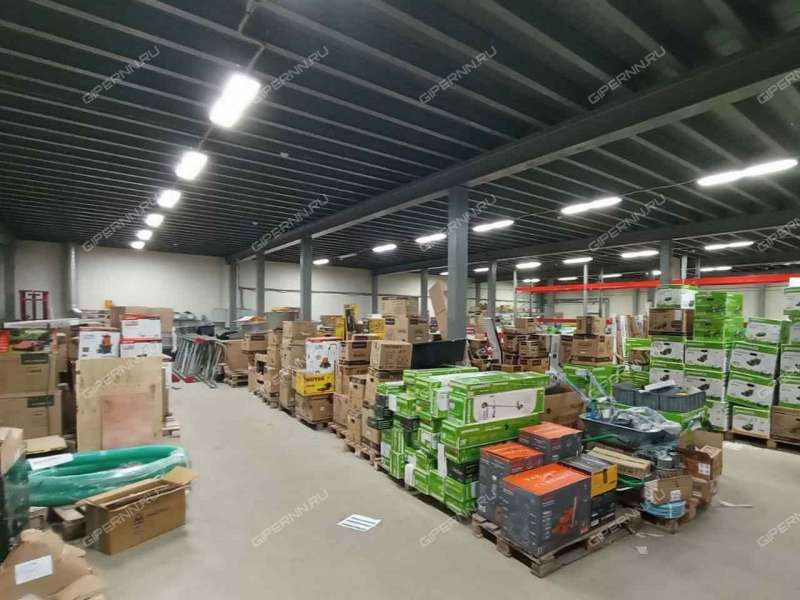 помещение под склад на Жиркомбината ш, д.8а