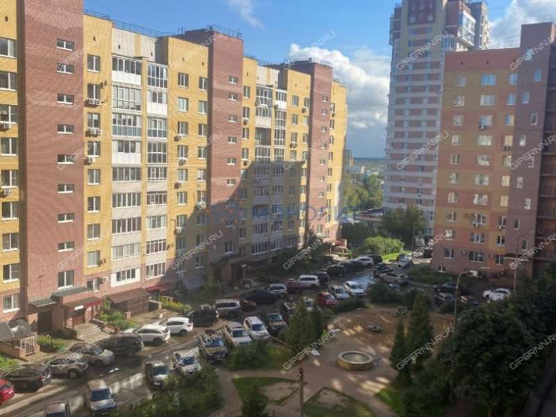 трёхкомнатная квартира на улице Ванеева дом 229