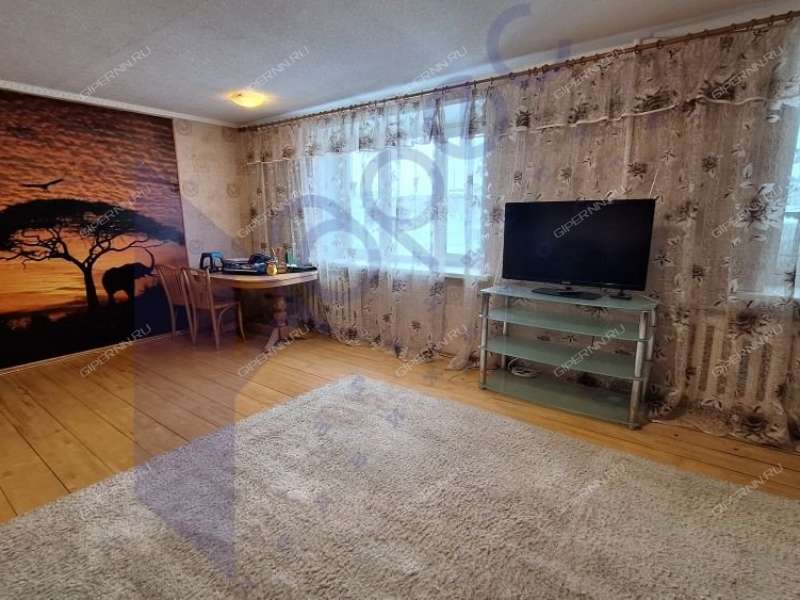 пятикомнатная квартира на Кузнечихинской улице дом 37