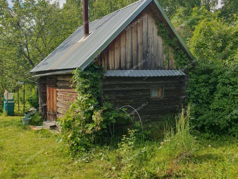 дом на  деревня Слопинец