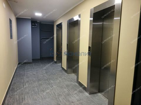 3-komnatnaya-ul-rodionova-d-31 фото