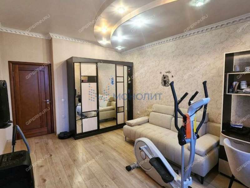 трёхкомнатная квартира на Московском шоссе дом 141