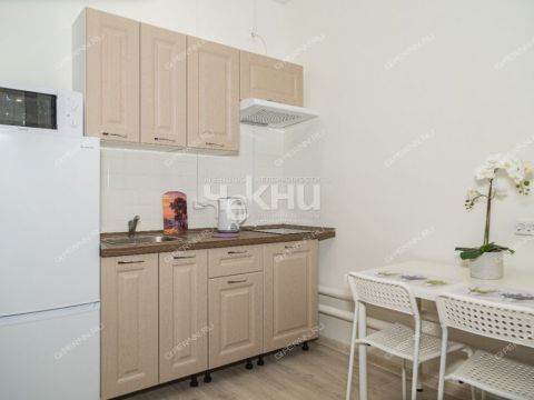 4-komnatnaya-prosp-gagarina-d-13a фото