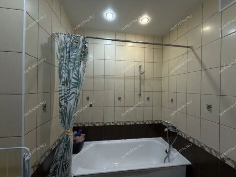 2-komnatnaya-ul-rodionova-d-45 фото