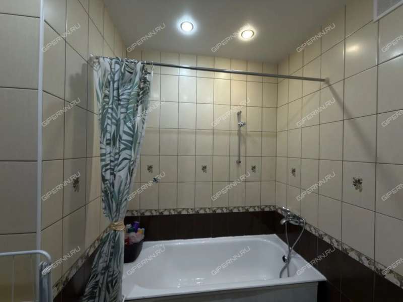 двухкомнатная квартира на улице Родионова дом 45