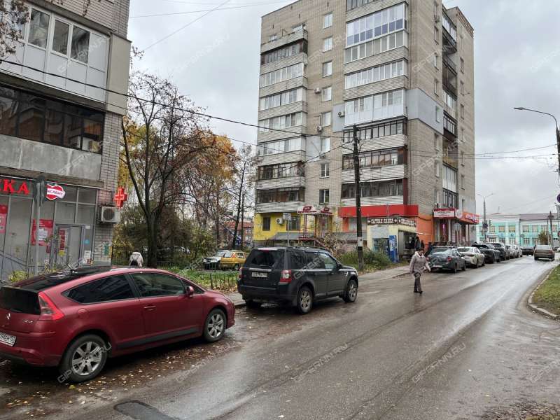 помещение под торговую площадь на улице Родионова