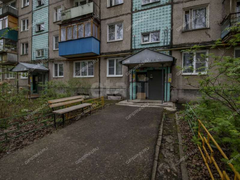 двухкомнатная квартира на бульваре 60-летия Октября дом 11