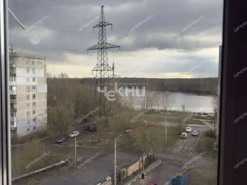 однокомнатная квартира на улице Движенцев дом 34