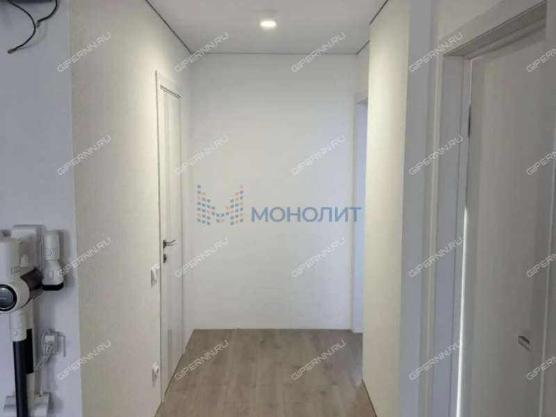 четырёхкомнатная квартира на улице Романтиков дом 15