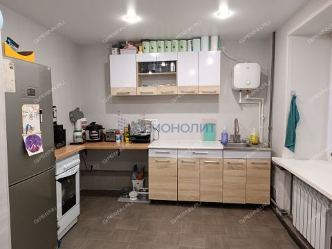 3-komnatnaya-ul-volskaya-d-10 фото