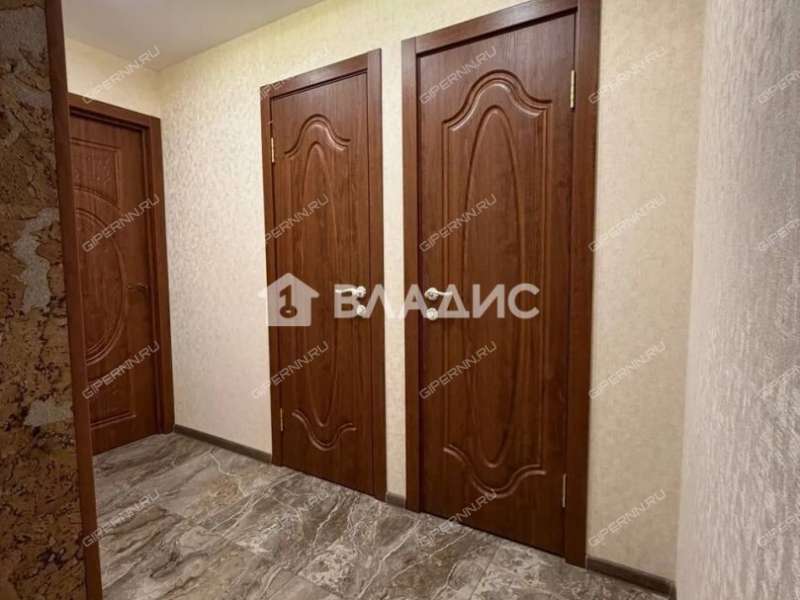 трёхкомнатная квартира на бульваре Космонавтов дом 12 город Дзержинск