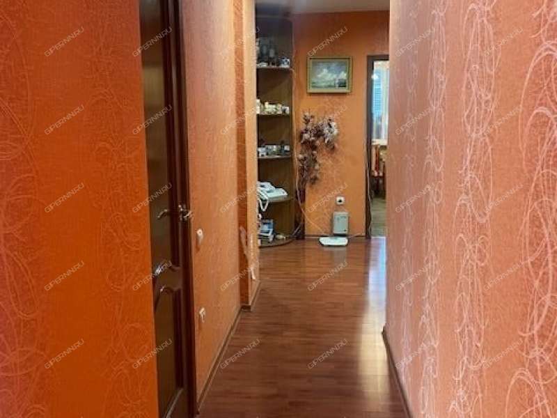 трёхкомнатная квартира на проспекте Ильича дом 39  к2