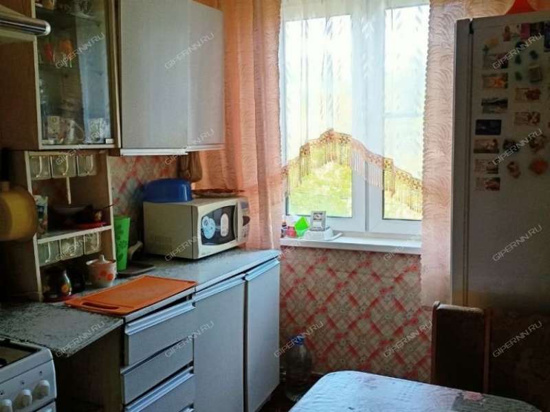 трёхкомнатная квартира на Львовской улице дом 33