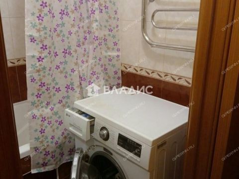 3-komnatnaya-ul-sergeya-akimova-d-23 фото