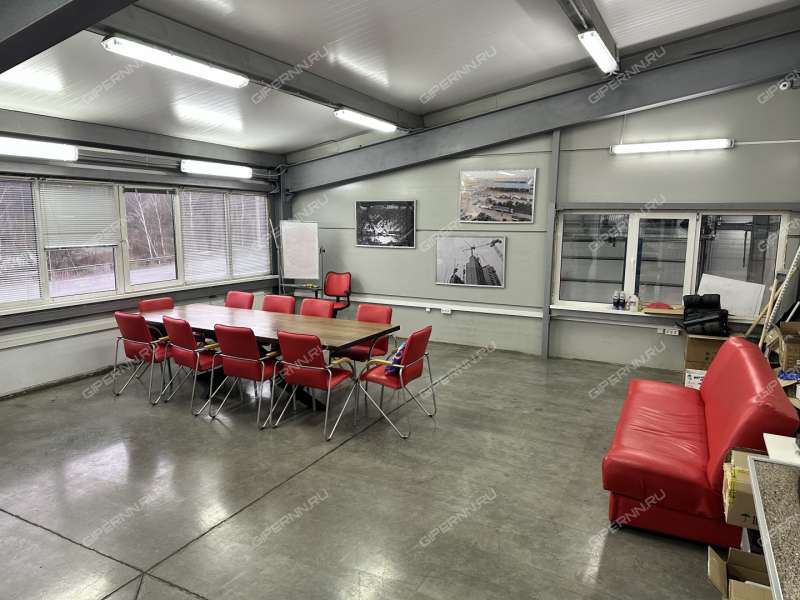 помещение под помещение свободного назначения, торговую площадь на улице Ворошилова деревня Новоликеево