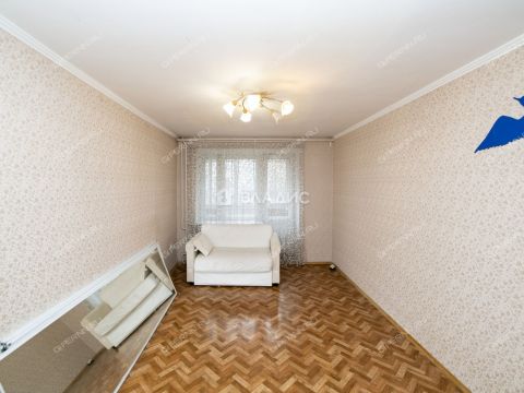 2-komnatnaya-ul-raevskogo-d-19 фото