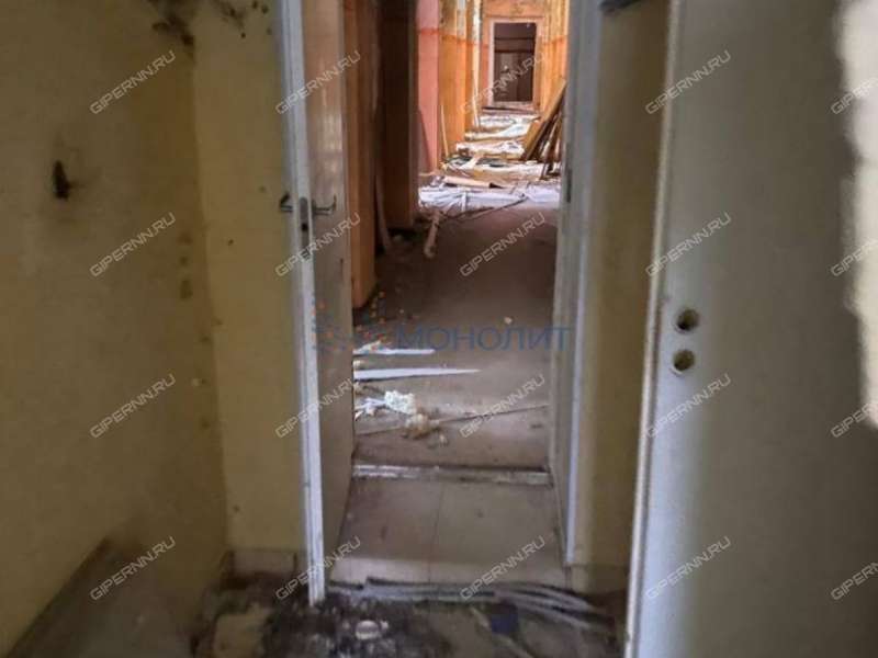 здание под недвижимость под образовательные учреждения на улице Мира село Арапово