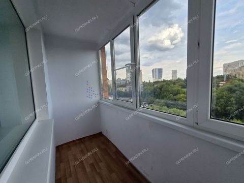 1-komnatnaya-ul-nevzorovyh-d-111 фото