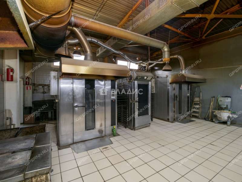 здание под офис, торговую площадь на Станционной улице рабочий посёлок Решетиха