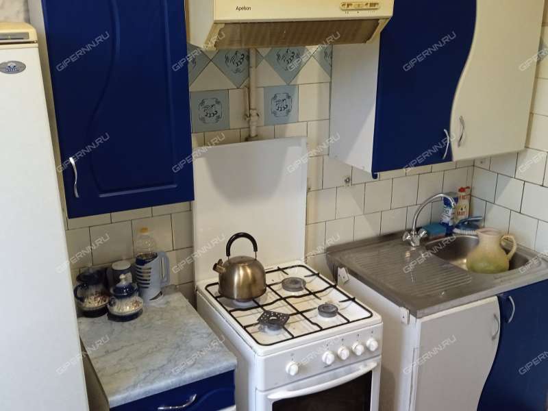 двухкомнатная квартира на улице Страж Революции дом 29