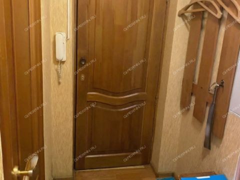 2-komnatnaya-ul-svetloyarskaya-d-21 фото