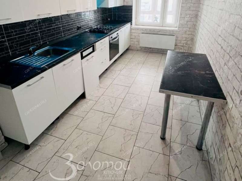 двухкомнатная квартира на проспекте Гагарина дом 107