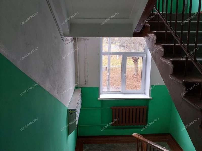 трёхкомнатная квартира на проспекте Кирова дом 6