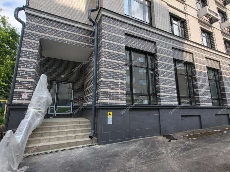 помещение под торговую площадь на улице Соревнования