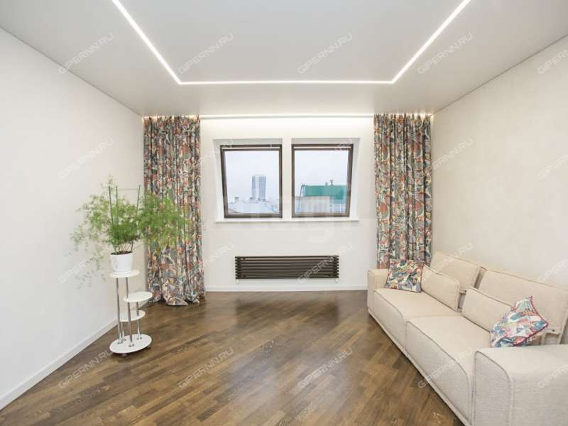 трёхкомнатная квартира на улице Минина дом 29