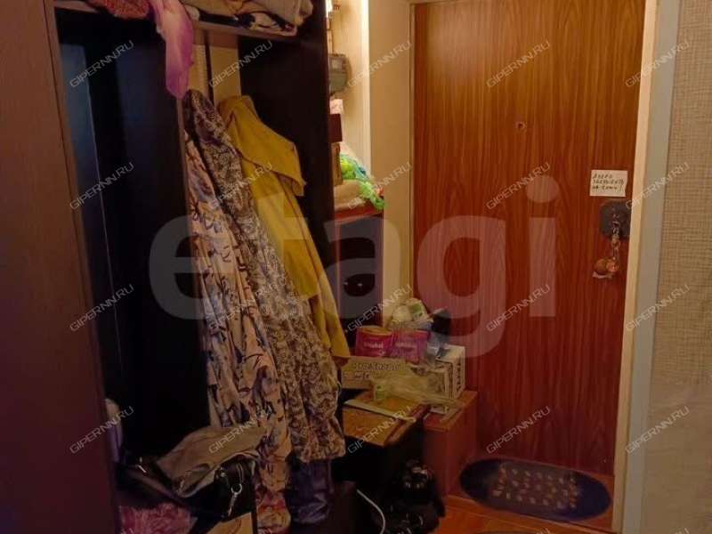 однокомнатная квартира на улице Бекетова дом 27а