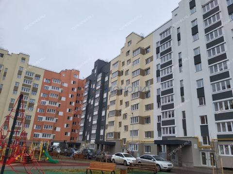 2-komnatnaya-ul-vyaznikovskaya-d-42 фото