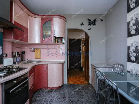 4-komnatnaya-pl-komsomolskaya-d-2-k1 фото