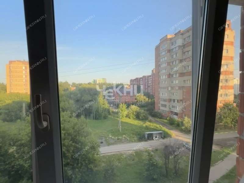 пятикомнатная квартира на улице Родионова дом 180. к.1