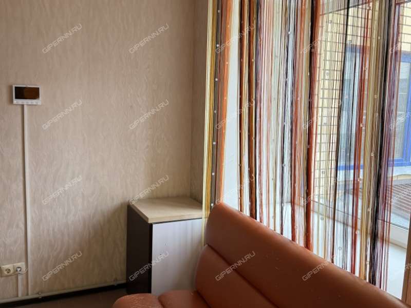 помещение под помещение свободного назначения на улице Родионова