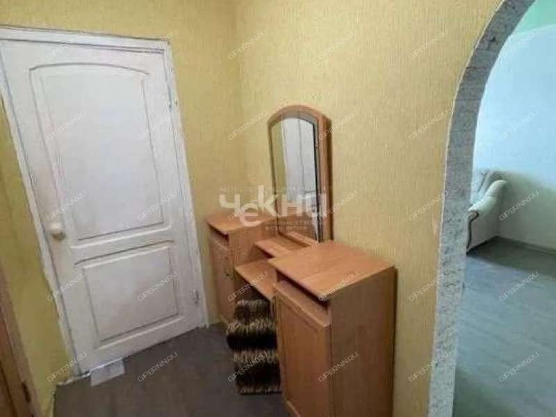 трёхкомнатная квартира на улице Верхнепечёрская дом 8 к2