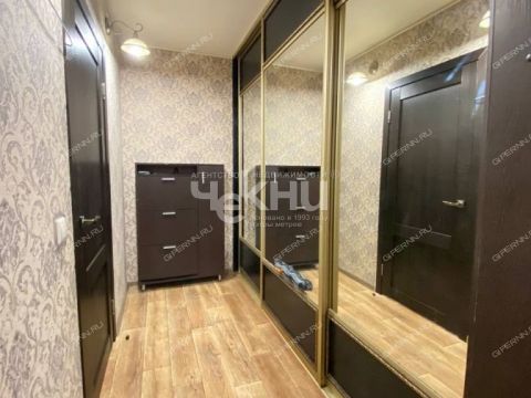 3-komnatnaya-ul-rodionova-d-197-k2 фото