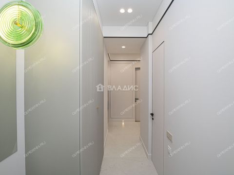 2-komnatnaya-ul-eniseyskaya-d-1a фото
