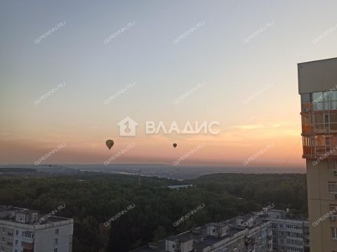 2-komnatnaya-ul-40-let-pobedy-d-4 фото