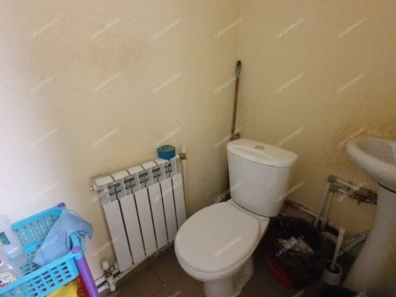 помещение под торговую площадь на Чкалова ул, д. 12А