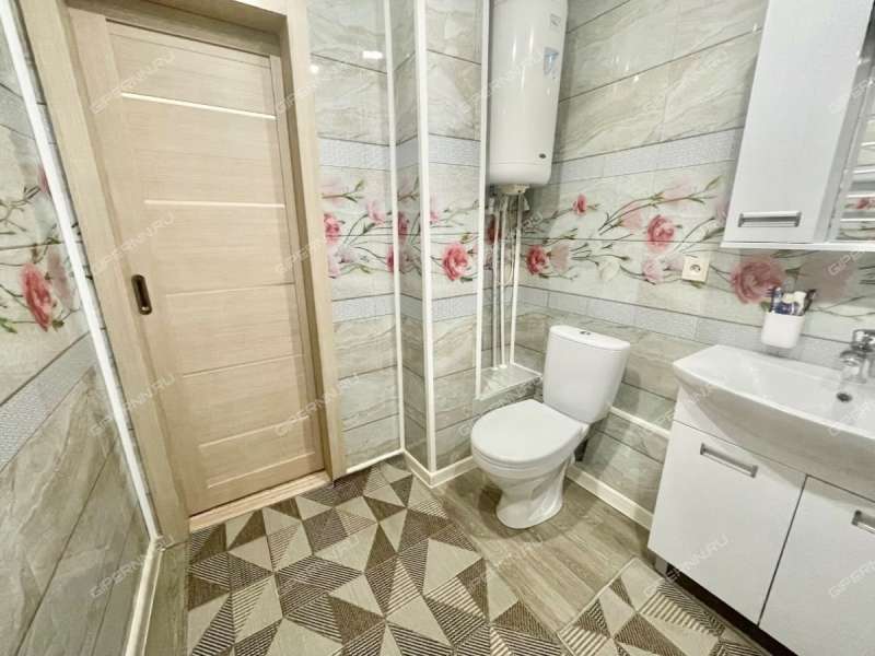 однокомнатная квартира на Нижне-Волжской набережной дом 1