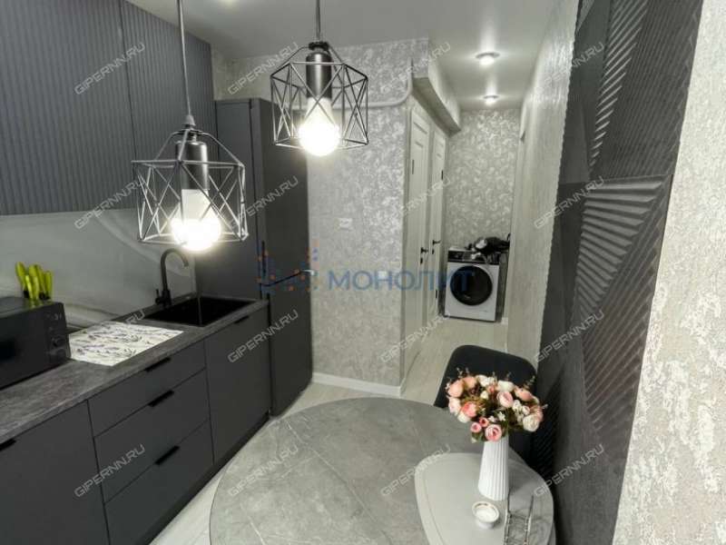 двухкомнатная квартира на улице Тропинина дом 3